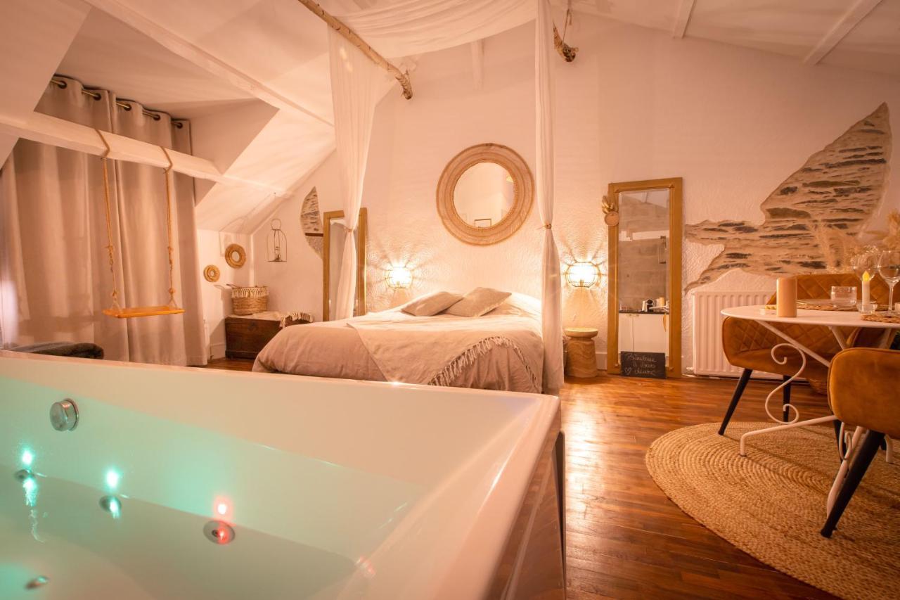 Love Room Boheme Les Petits Plaisirs Angers Exteriör bild